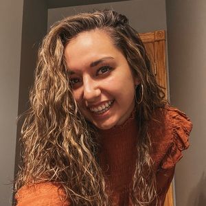 Meet your Posher, Michaela